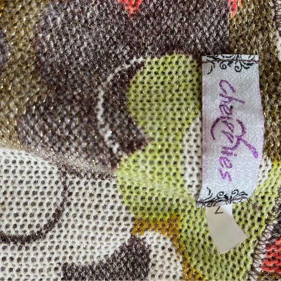 70s Style Flowy Floral Retro Vest - Picture 6 of 6